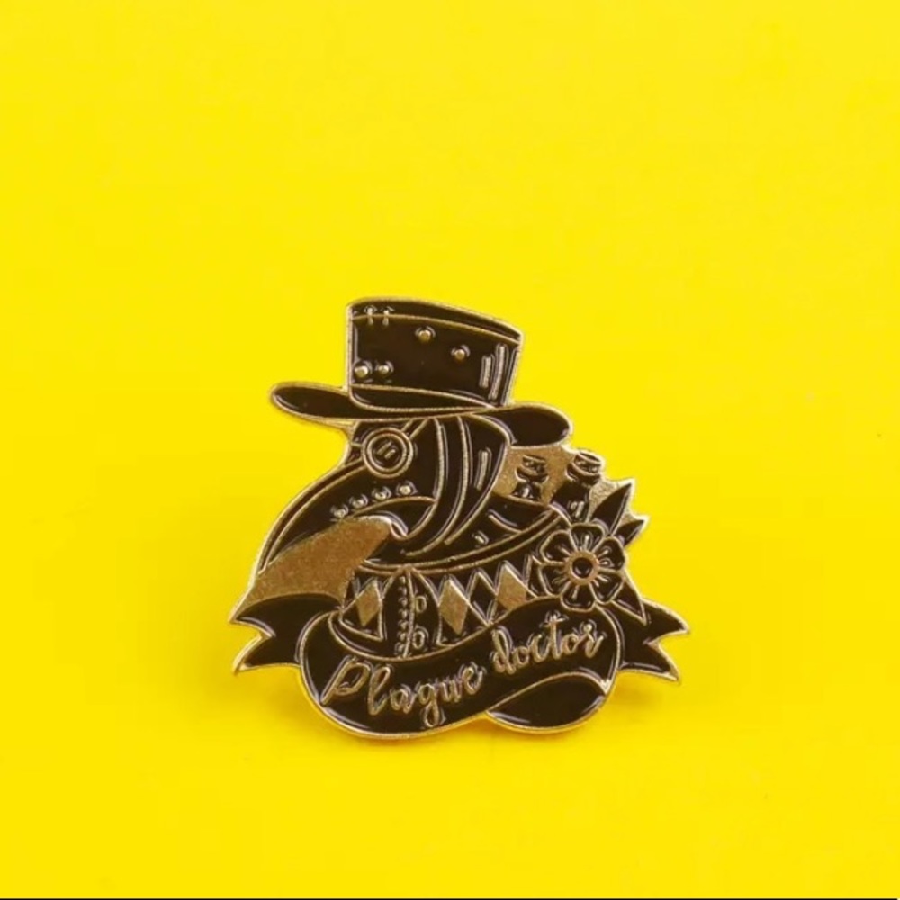 🎉 New Plague Doctor Enamel Brooch Pin